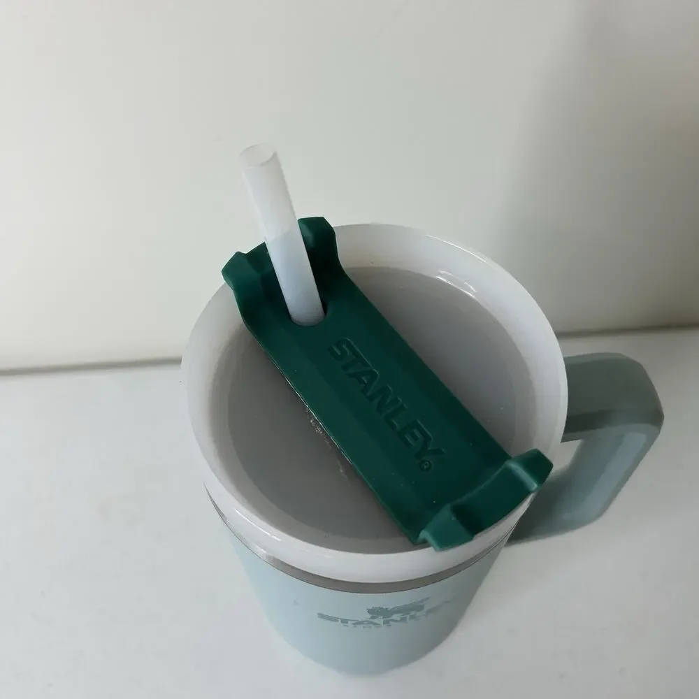 Stanley 40 oz Stainless Steel Quencher Pro Tour Tumbler Seafoam - Picture 4 of 6